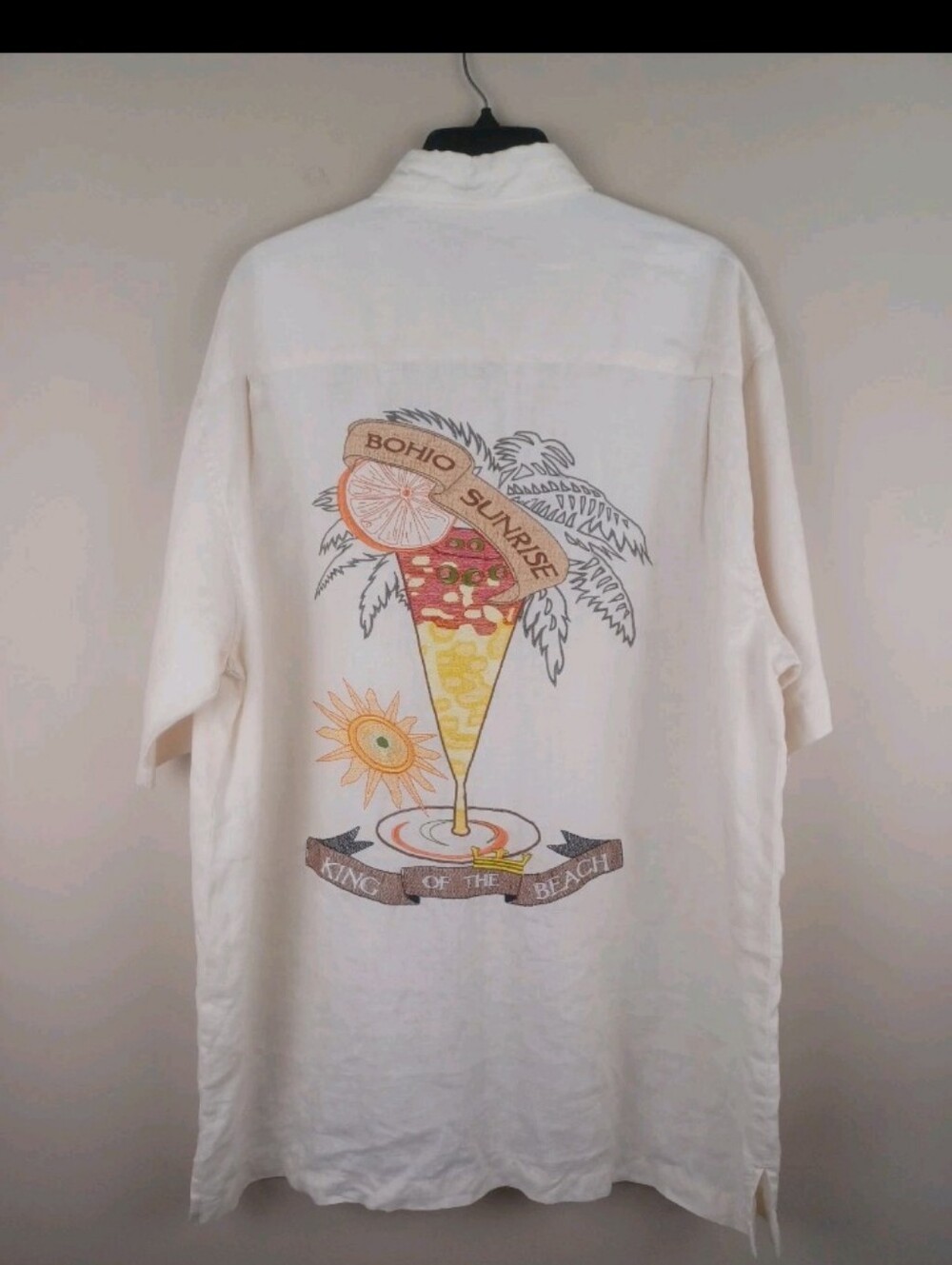 Bohio Men's 100% Linen Camp Embroidered Short Sleeve Shirt Size Large Cocktail